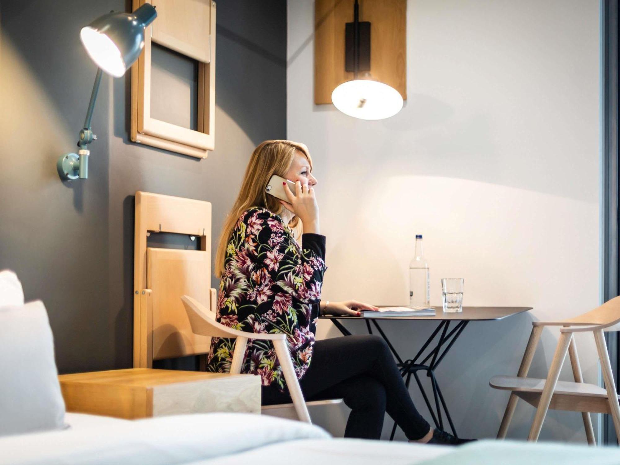 Aparthotel Adagio London Брентфорд Екстериор снимка