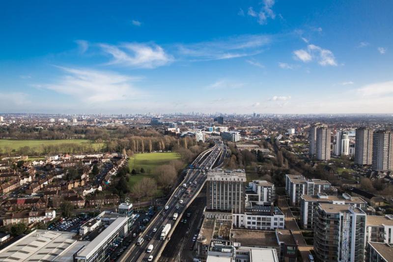 Aparthotel Adagio London Брентфорд Екстериор снимка