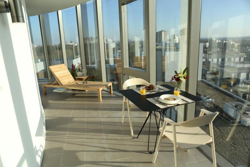 Aparthotel Adagio London Брентфорд Екстериор снимка